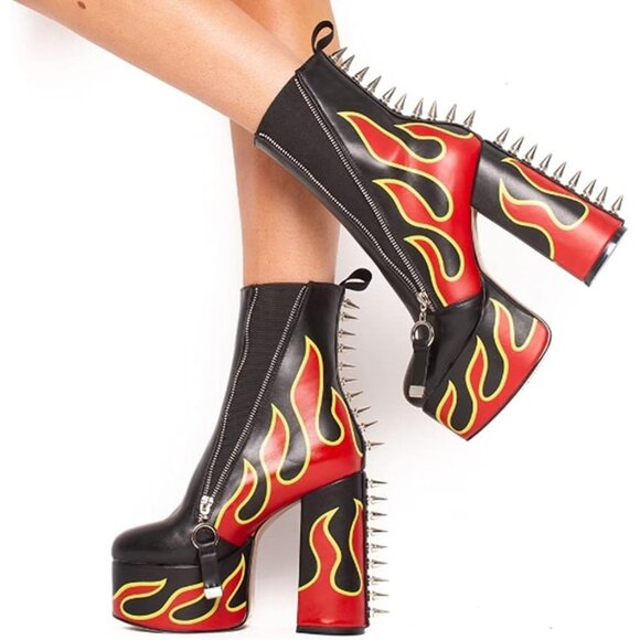 Women Black Faux leather Flames Totem Metal Zipper High Heels Rivets Ankle Boot - Picture 3 of 6